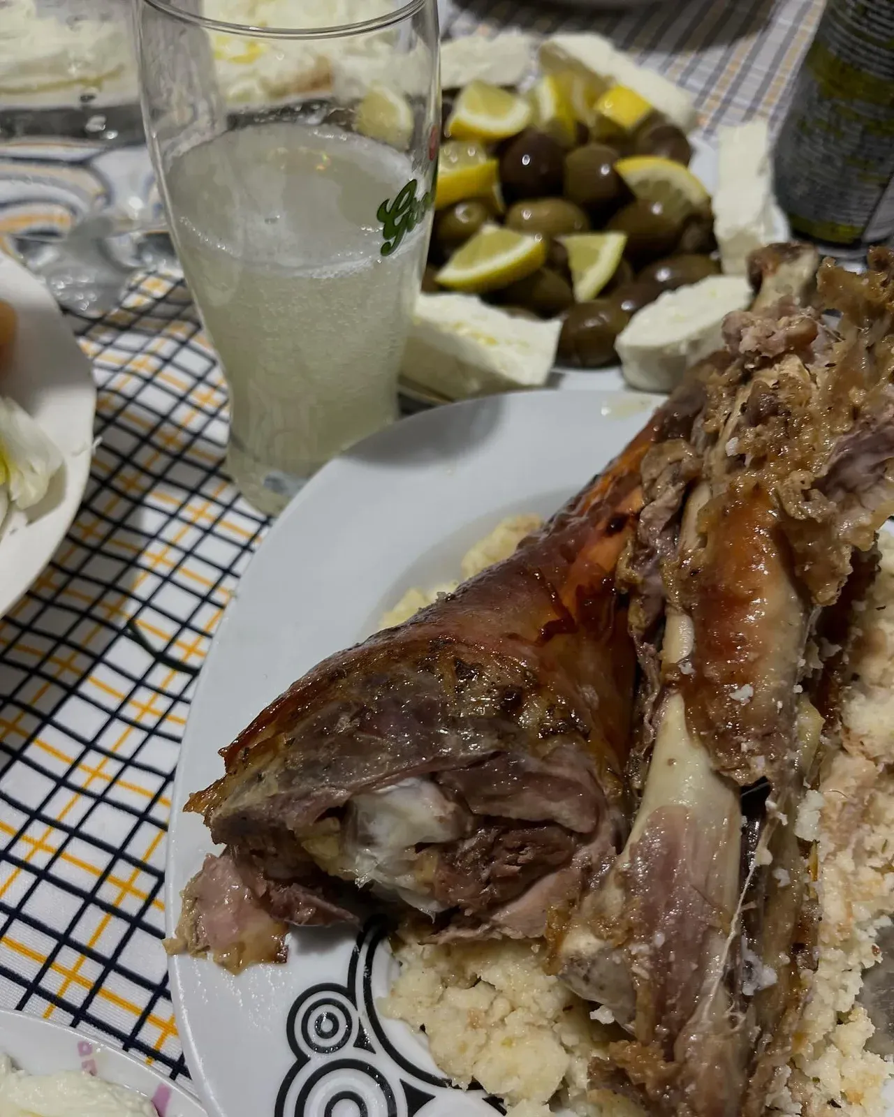 1 Janar Kemi nisur vitin te babi – aty ku ndjen ngrohtësinë e vërtetë dhe… — Tradita, pamja 2