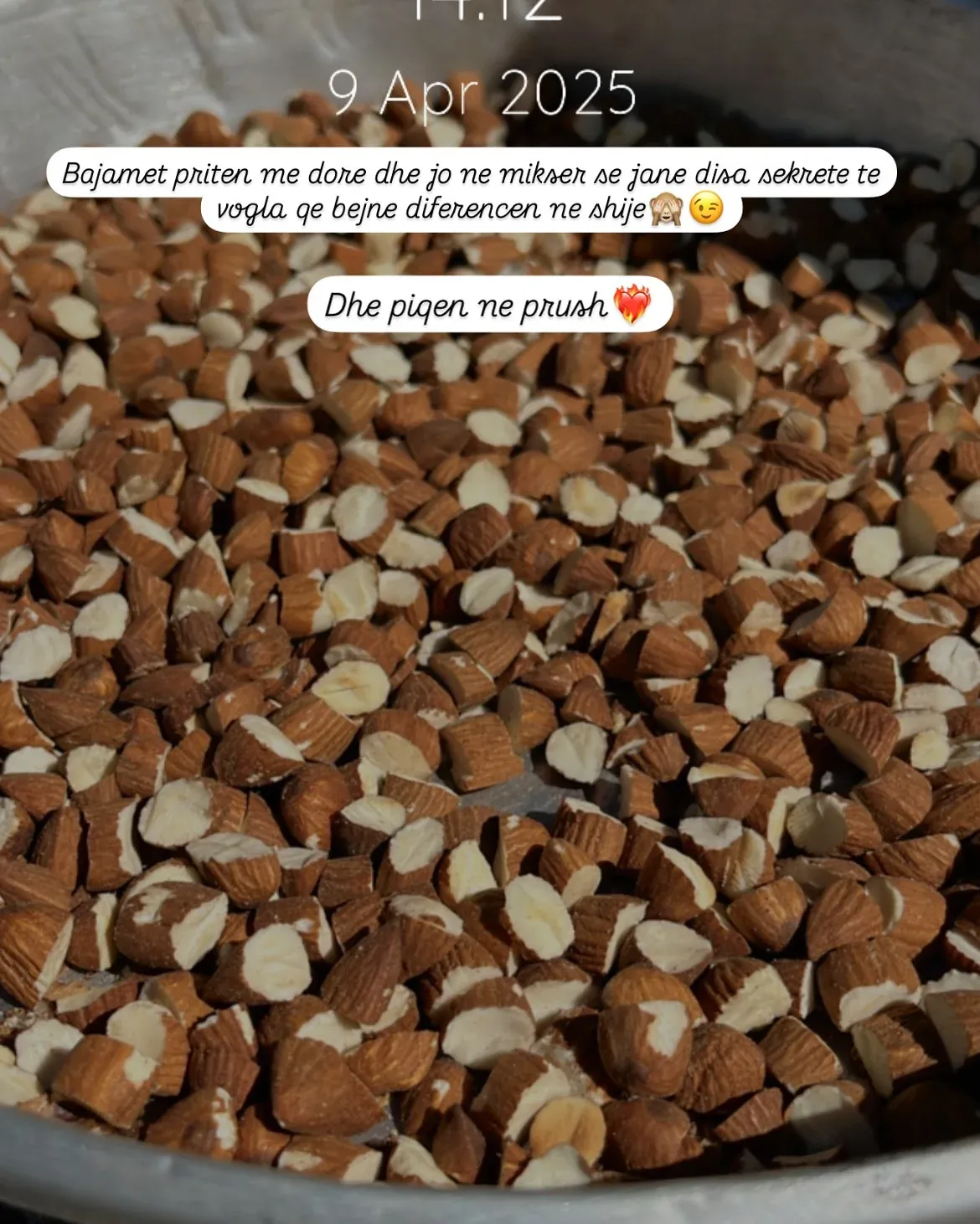 Këto ditë më kanë gjetur me duar të zëna dhe shpirtin plot… ditë që dhe… — Gatime në saç, pamja 2