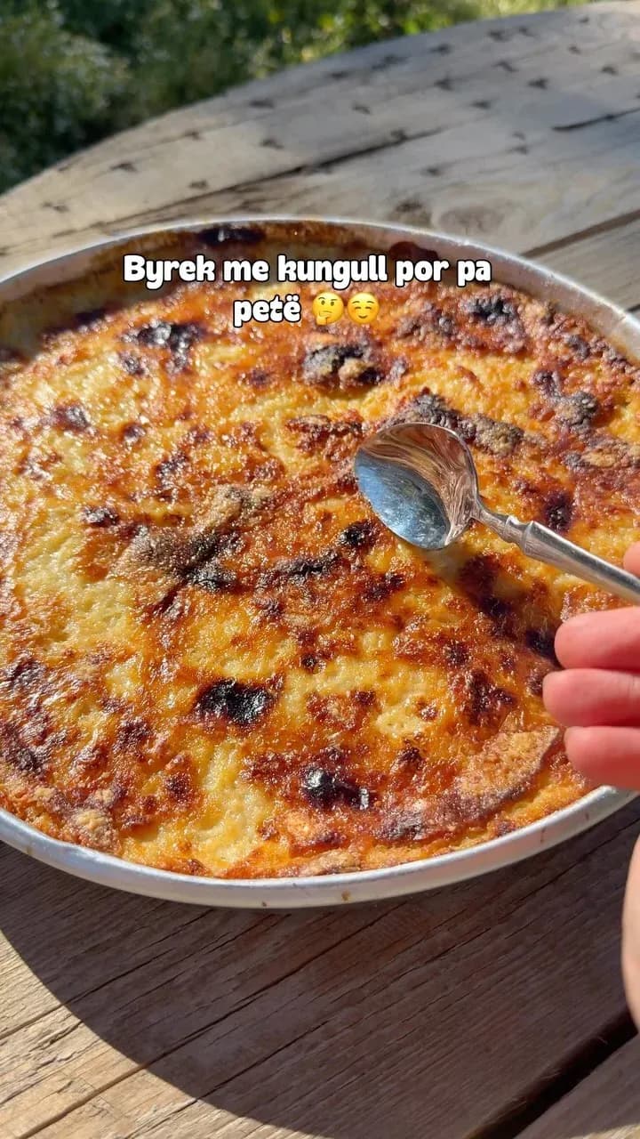 Sapo doli… dhe aroma nuk përshkruhet Byrek me kungull pa petë,vetëm me… — Byrek & flia