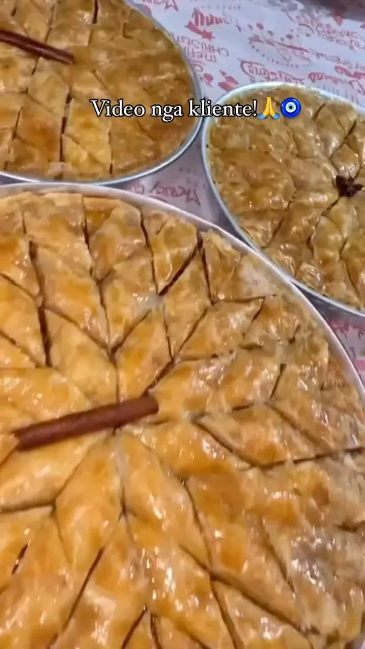 Një falënderim i veçantë për zgjedhjen tuaj dhe besimin që më jepni cdo ditë! — Porosi