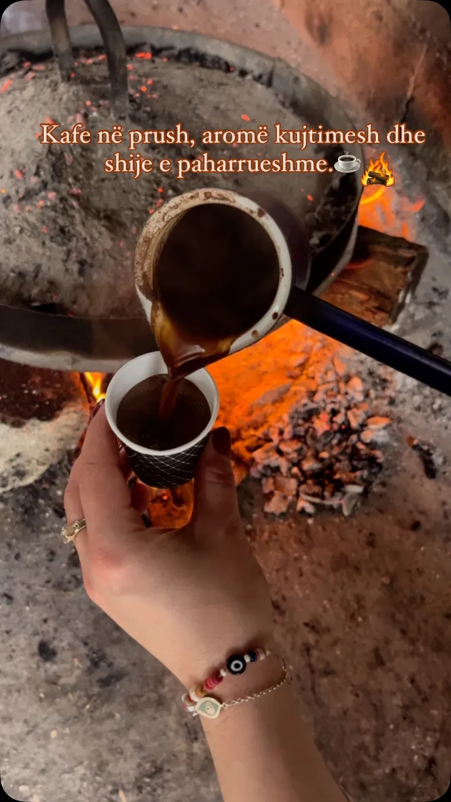 Për kafen që zgjon shpirtin dhe sjell biseda të ngrohta – eja, ta shijojmë… — Procesi