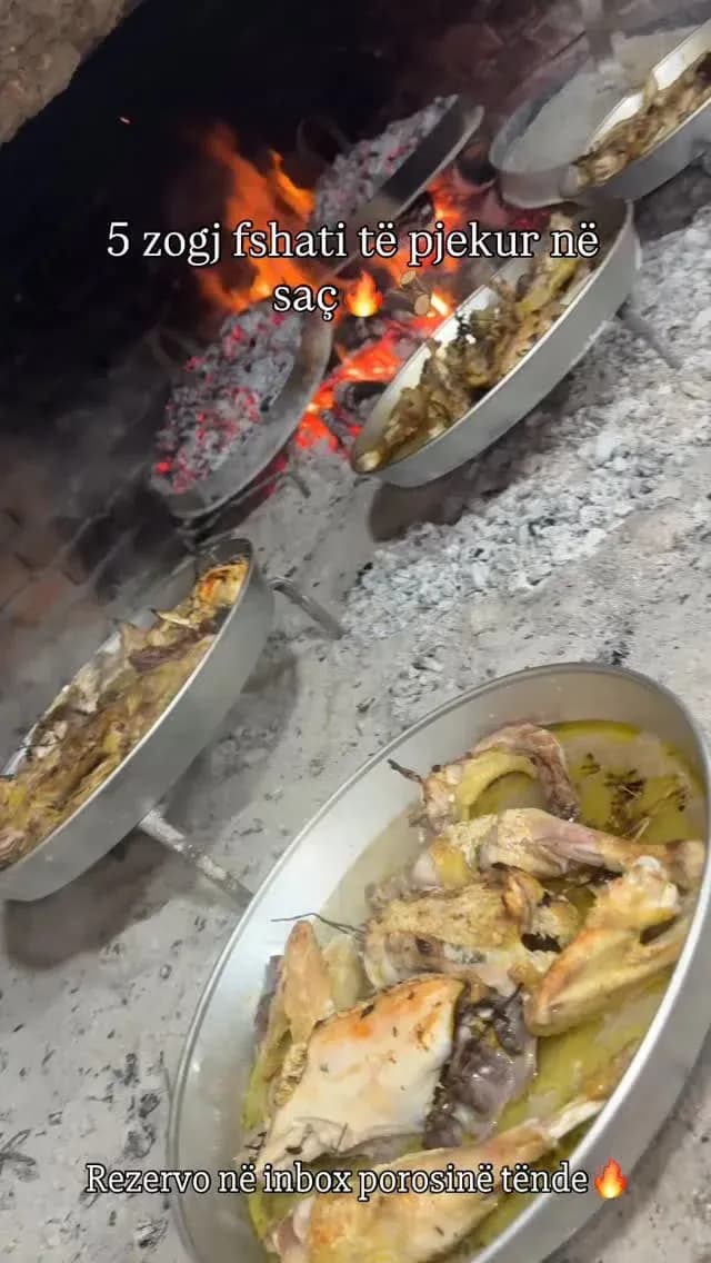 5 zogj fshati të pjekur në saç… Aromë që të hap oreksin që në çastin e… — Tradita