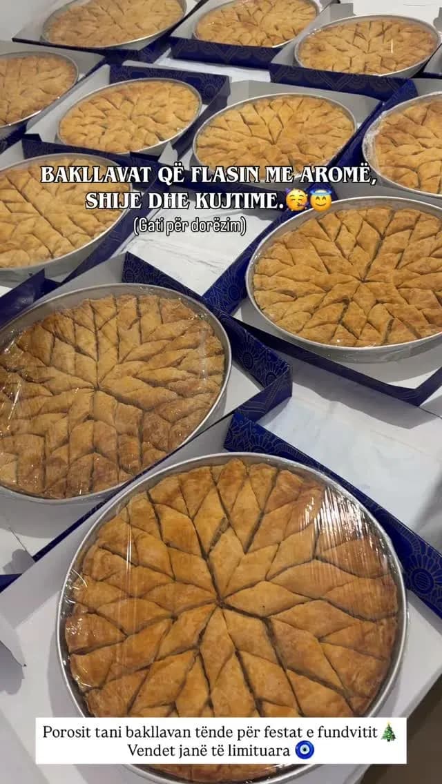 Dikur, aroma e bakllavas mbushte shtëpinë me duart e nënës, netëve të… — Porosi