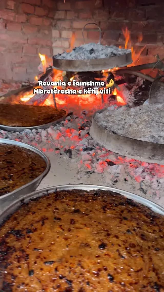 Revania e famshme — siç e quani ju Mirëmëngjesi nga Shtepiza e Saçit. — Procesi