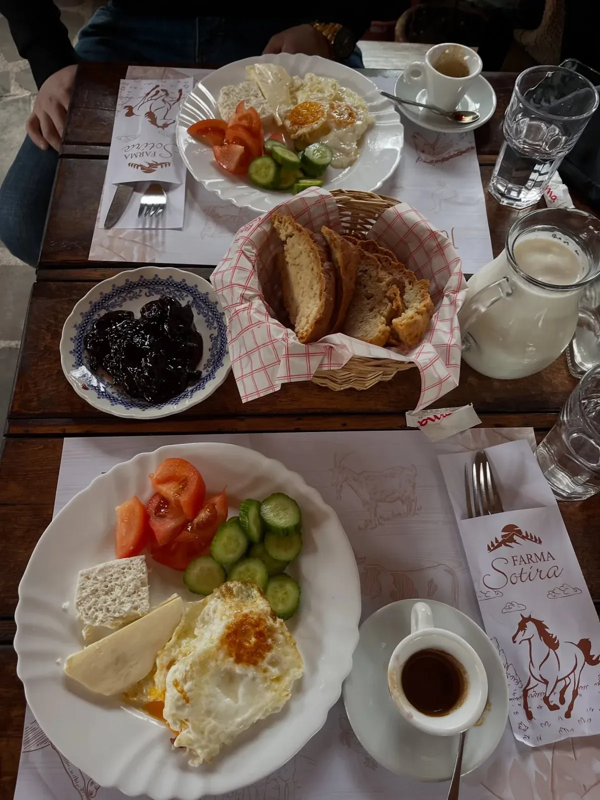 Pas gjithë atyre ditëve të lodhshme, këtu gjithçka flet ndryshe. — Të tjera, pamja 6