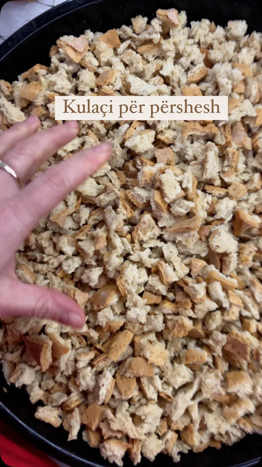 Mqs gjelin e bera gati per neser,thash ta bej dhe kulaçin. — Porosi