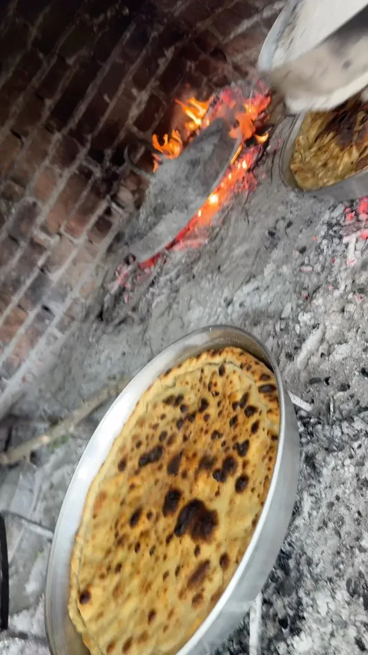 Dy shije tradicionale, një zjarr i vetëm. — Procesi