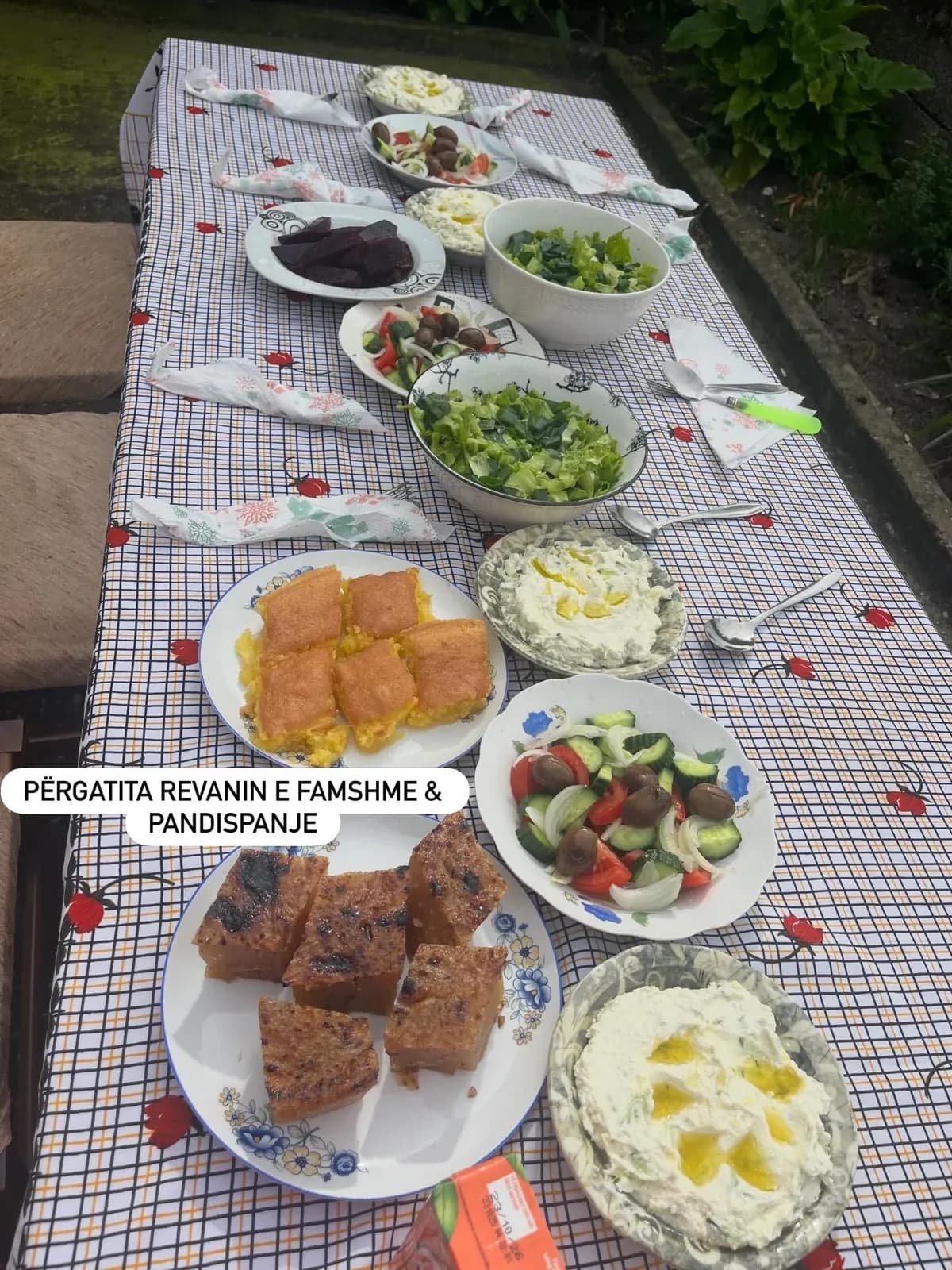 Një ditë Pashke mbushur me besim, dashuri dhe momente të thjeshta që… — Tradita, pamja 15