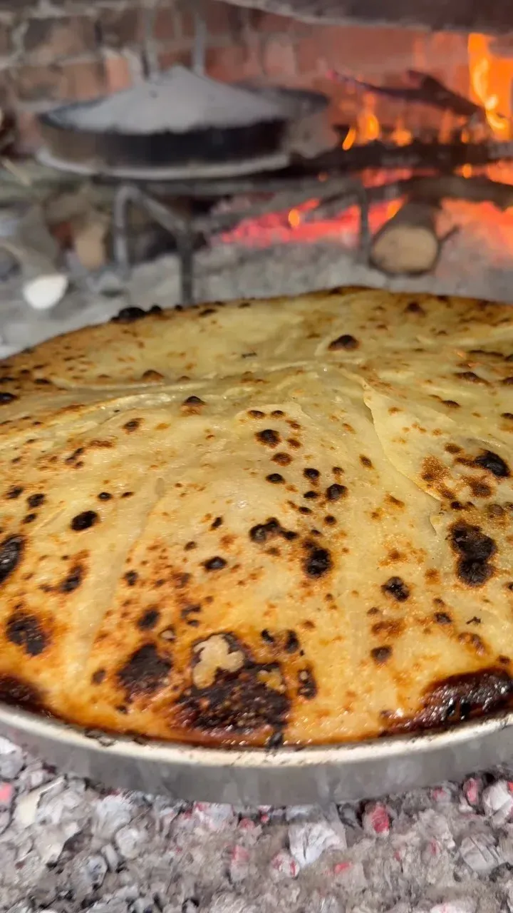 Dy fli në saç… shije tradicionale qe nuk harrohet Pas kësaj shijeje të… — Procesi