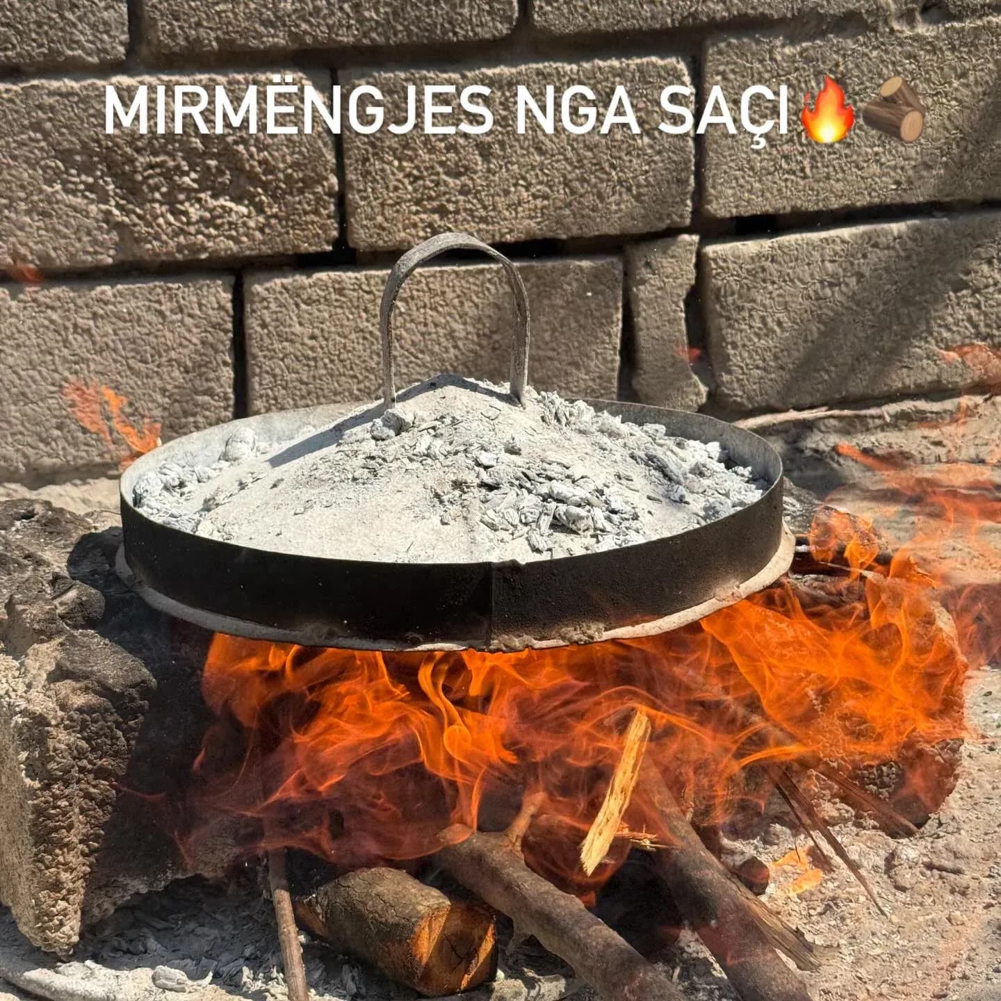 Mes vapës së verës dhe gjithë vështirësive të ditës, çdo mëngjes nis me… — Tradita