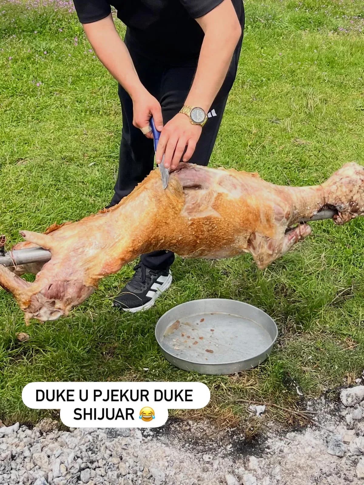Një ditë Pashke mbushur me besim, dashuri dhe momente të thjeshta që… — Tradita, pamja 14