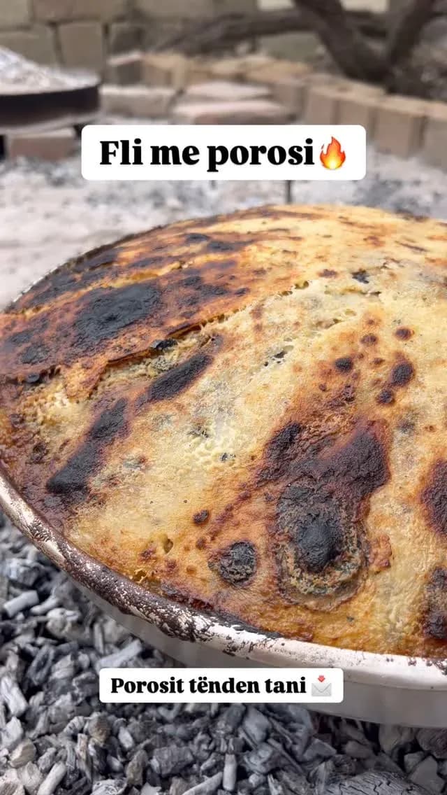 Fli me porosi e pjekur në saç aromë dhe shije si dikur Shtresë mbi… — Tradita