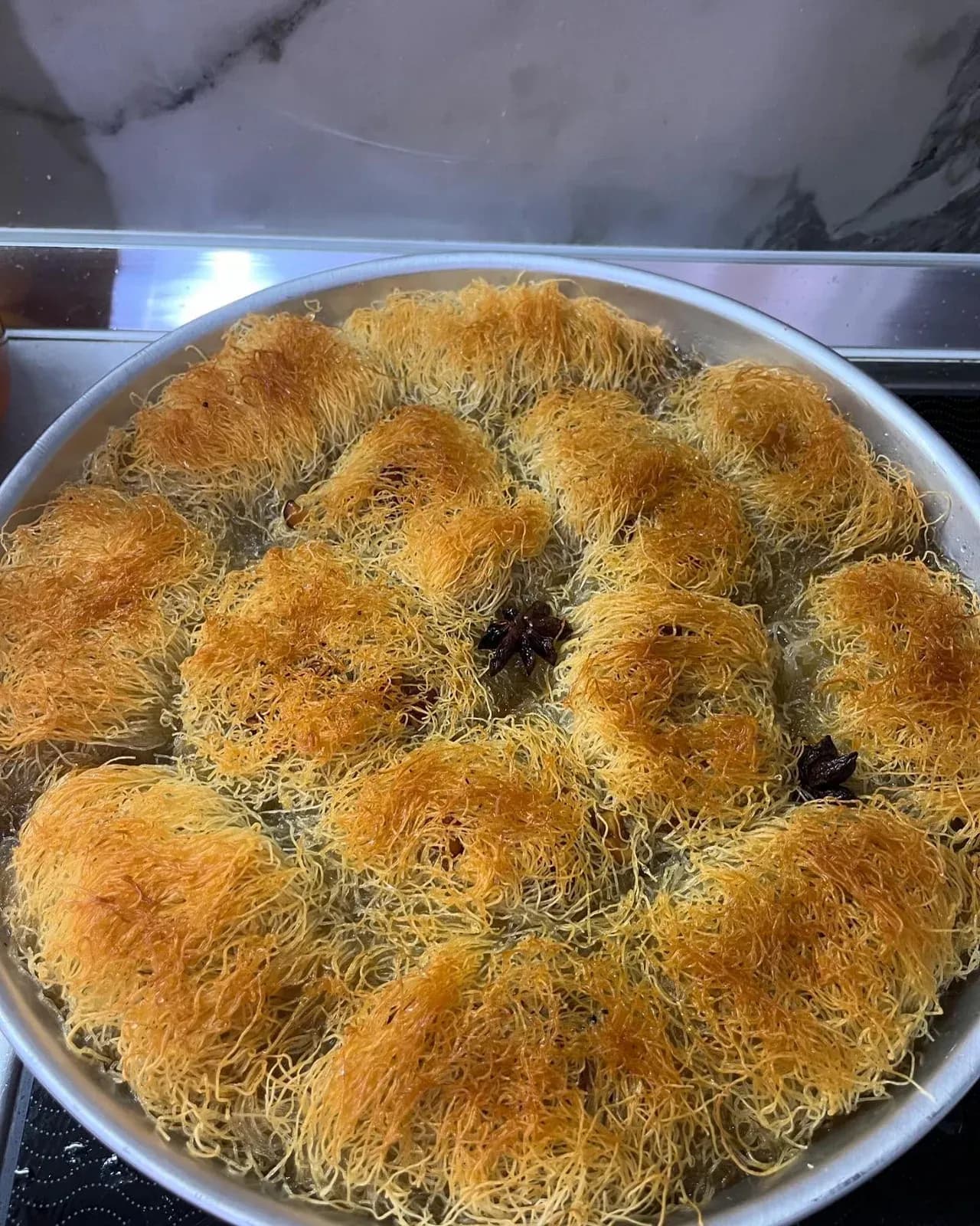Kur cilesia dhe dashuria ne çdo detaj bejne të flasin vete . — Ëmbëlsira, pamja 4