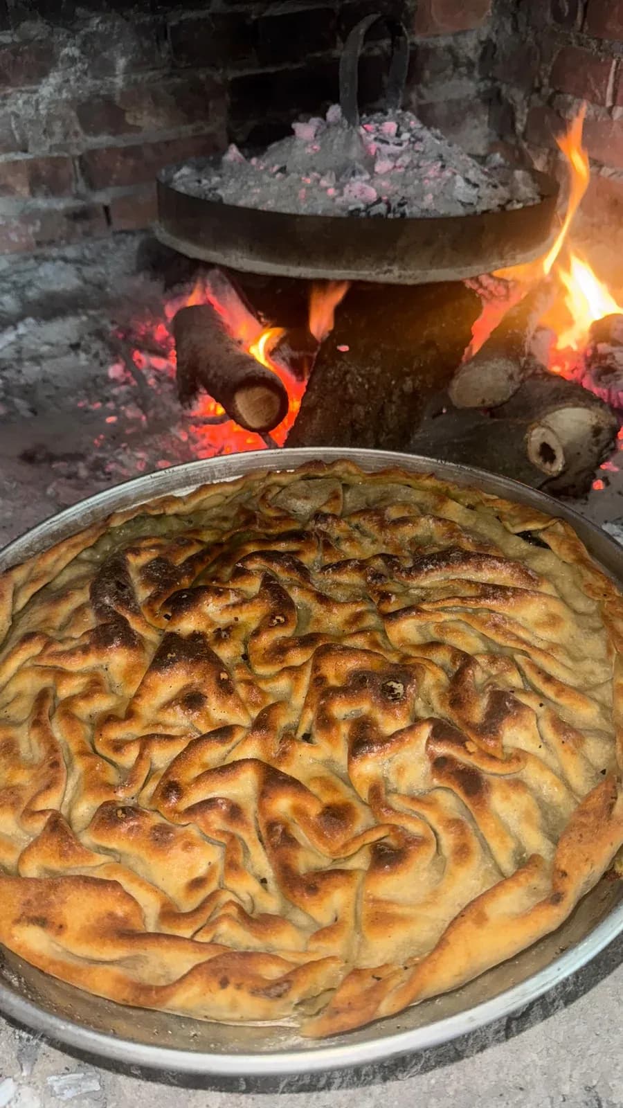 Lakror me spinaq, pjekur në saç Plotë shije, i pjekur ngadalë, siç e do… — Porosi