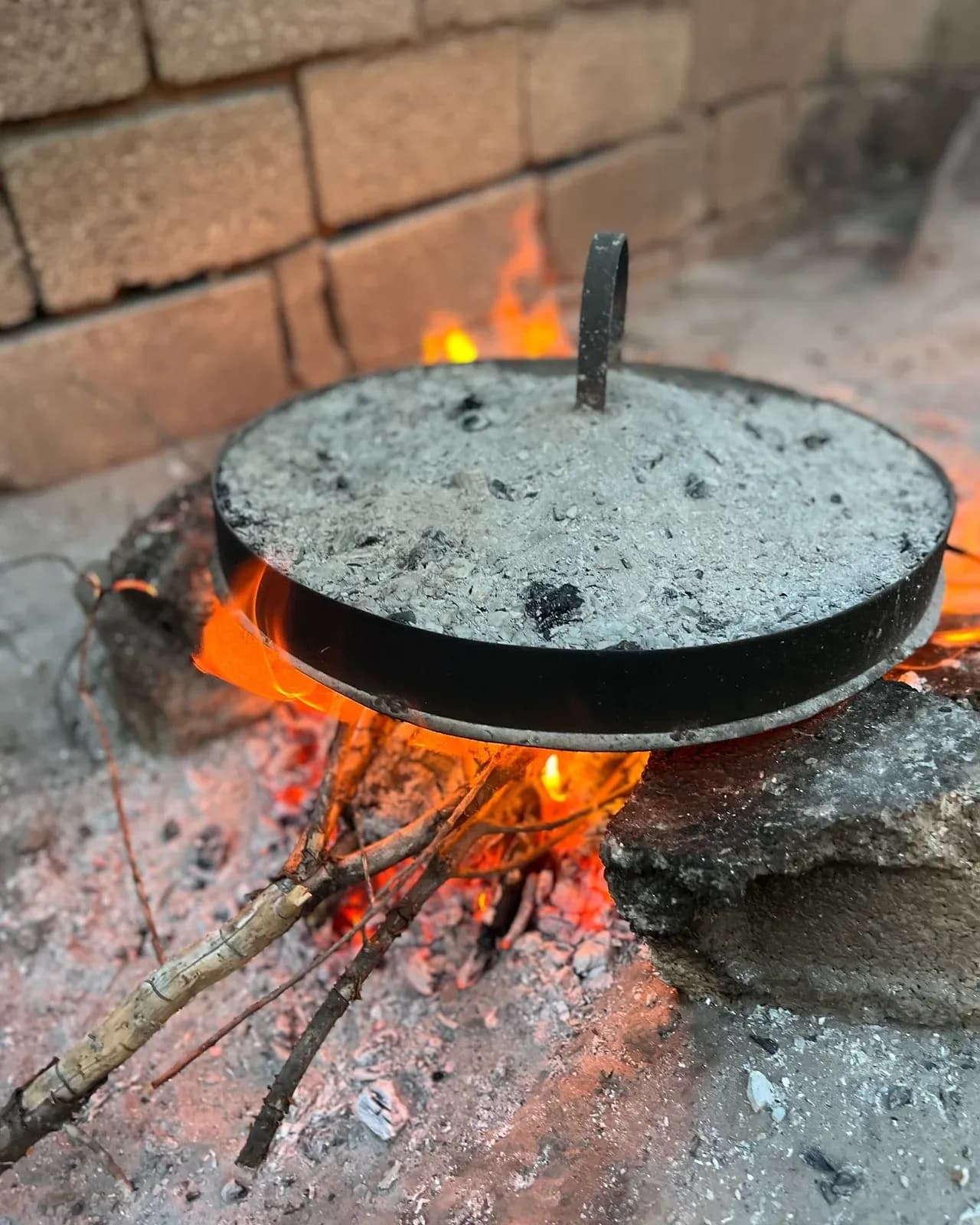 Mirembrema yjeee Gjithe diten duke pjekur sot ,jam lodhur shume I meritoj… — Procesi, pamja 3