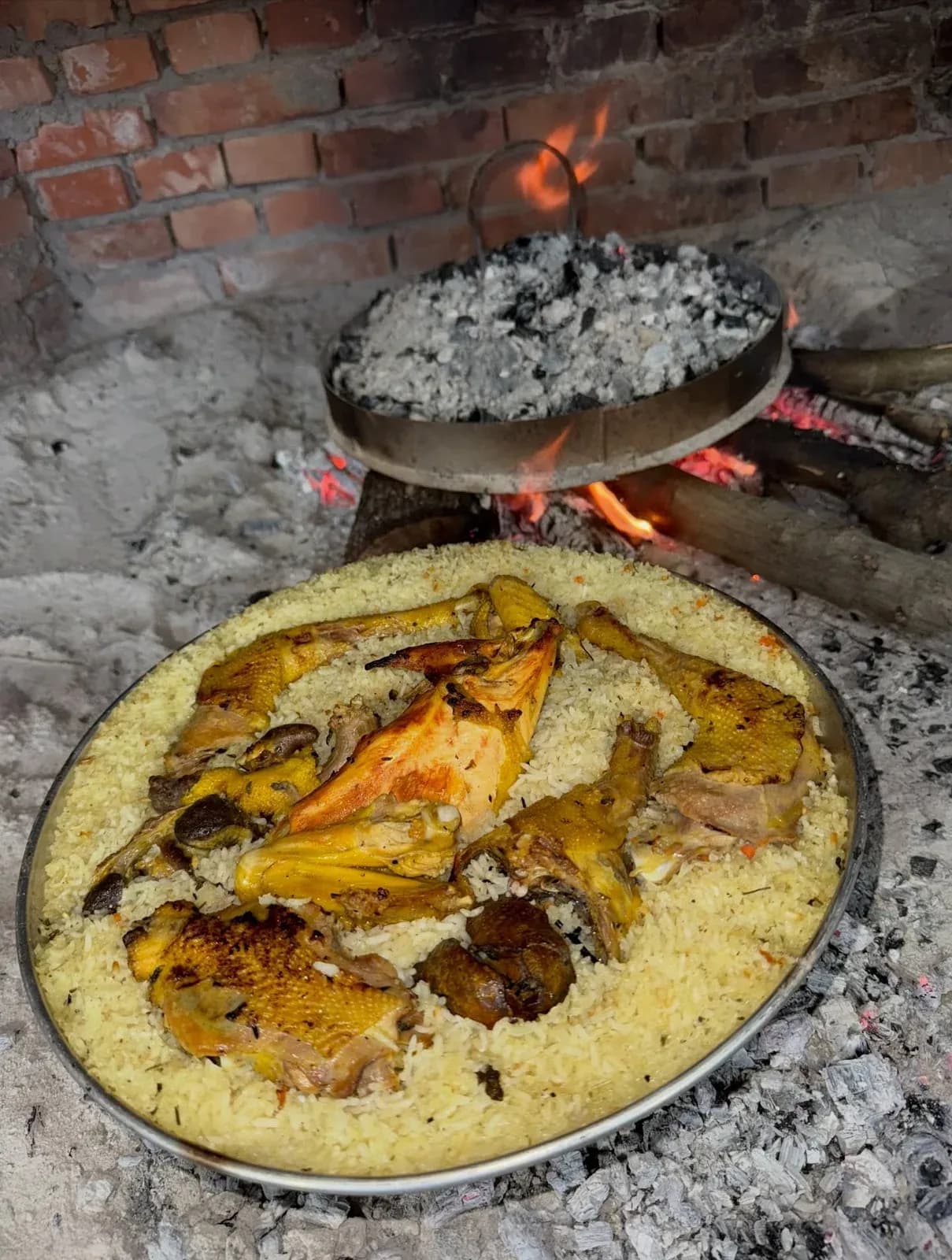 Shkurti iku aq shpejt sa mezi arrita të mbledh këto momente të punës në… — Ëmbëlsira, pamja 17