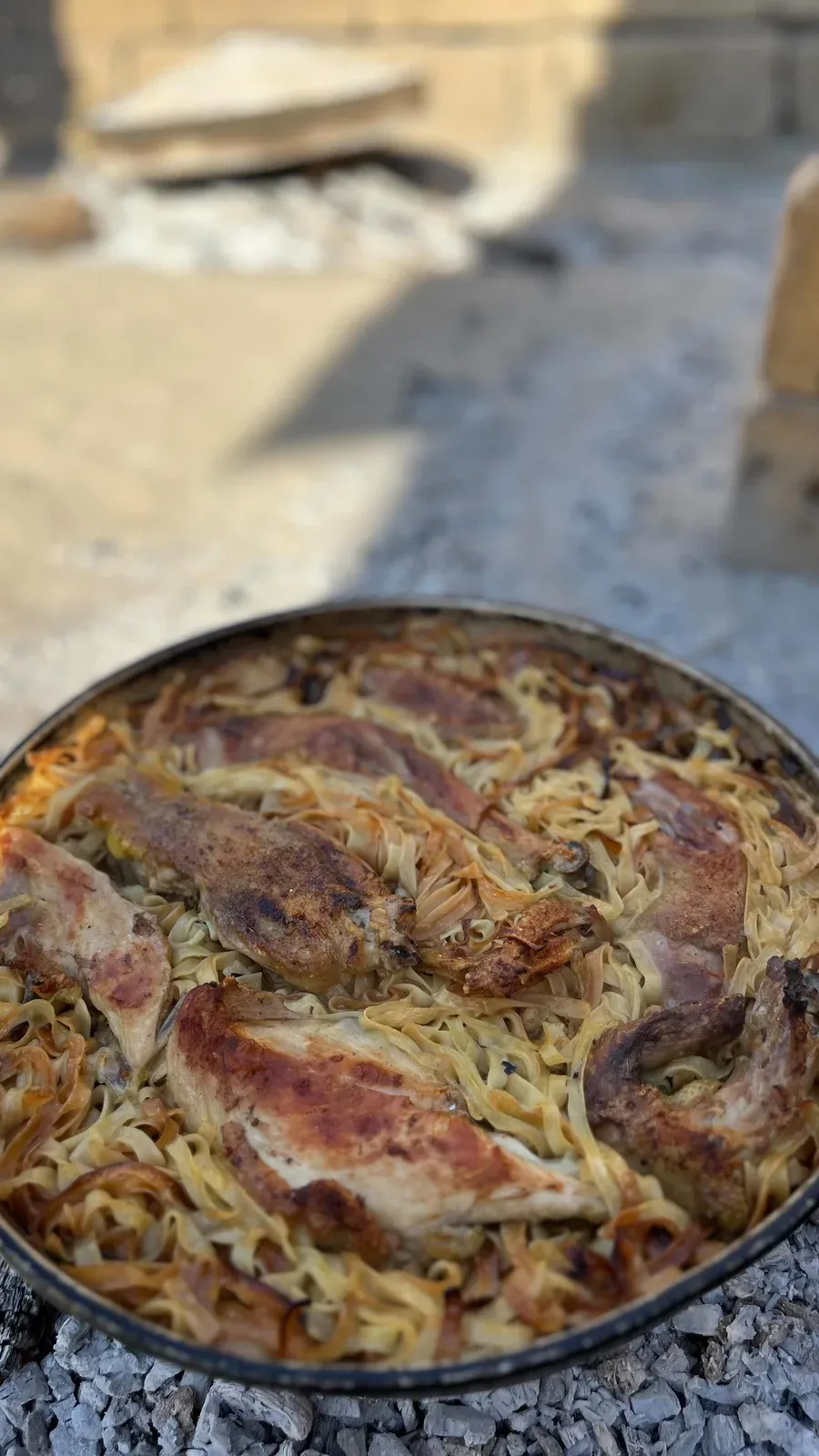 Radhen sot e kane jufkat me zog fshati te pjekura ne saç! — Mish & tava