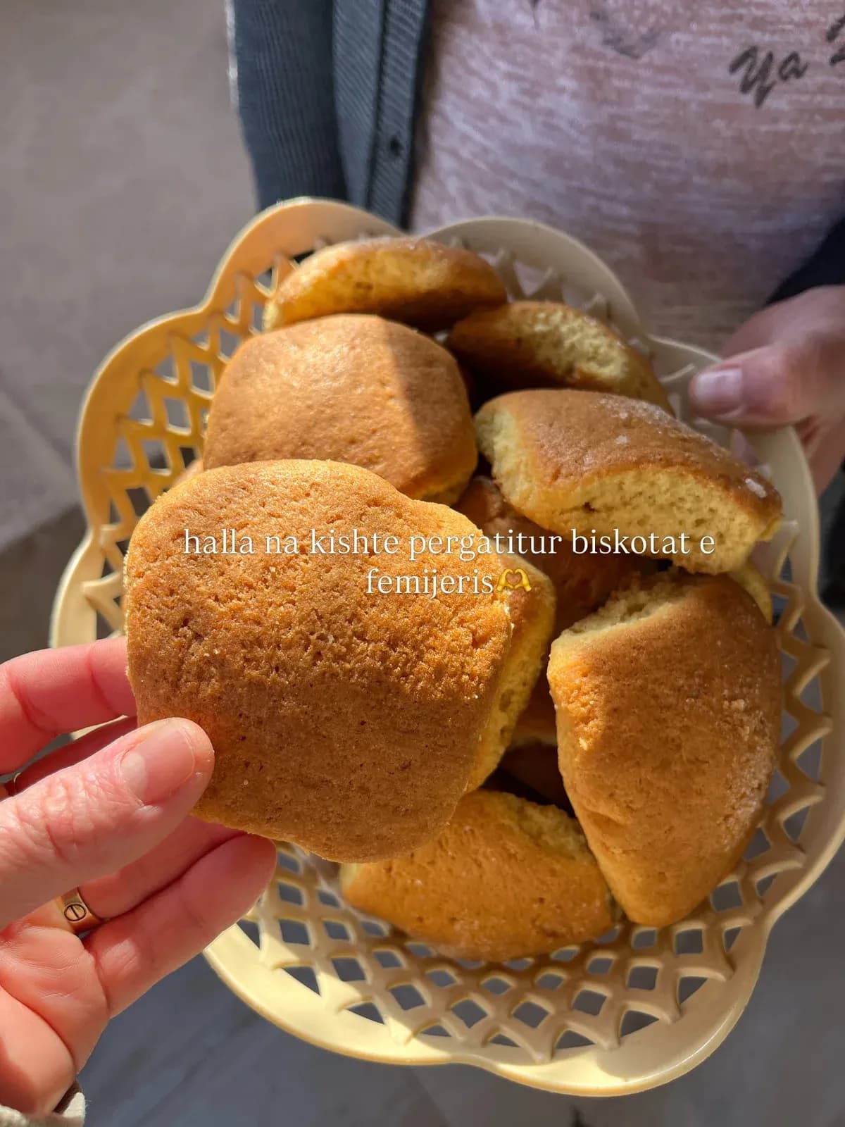 Dita e Verës… Dita kur dimri mbetet pas dhe jeta duket sikur rilind bashkë… — Tradita, pamja 6