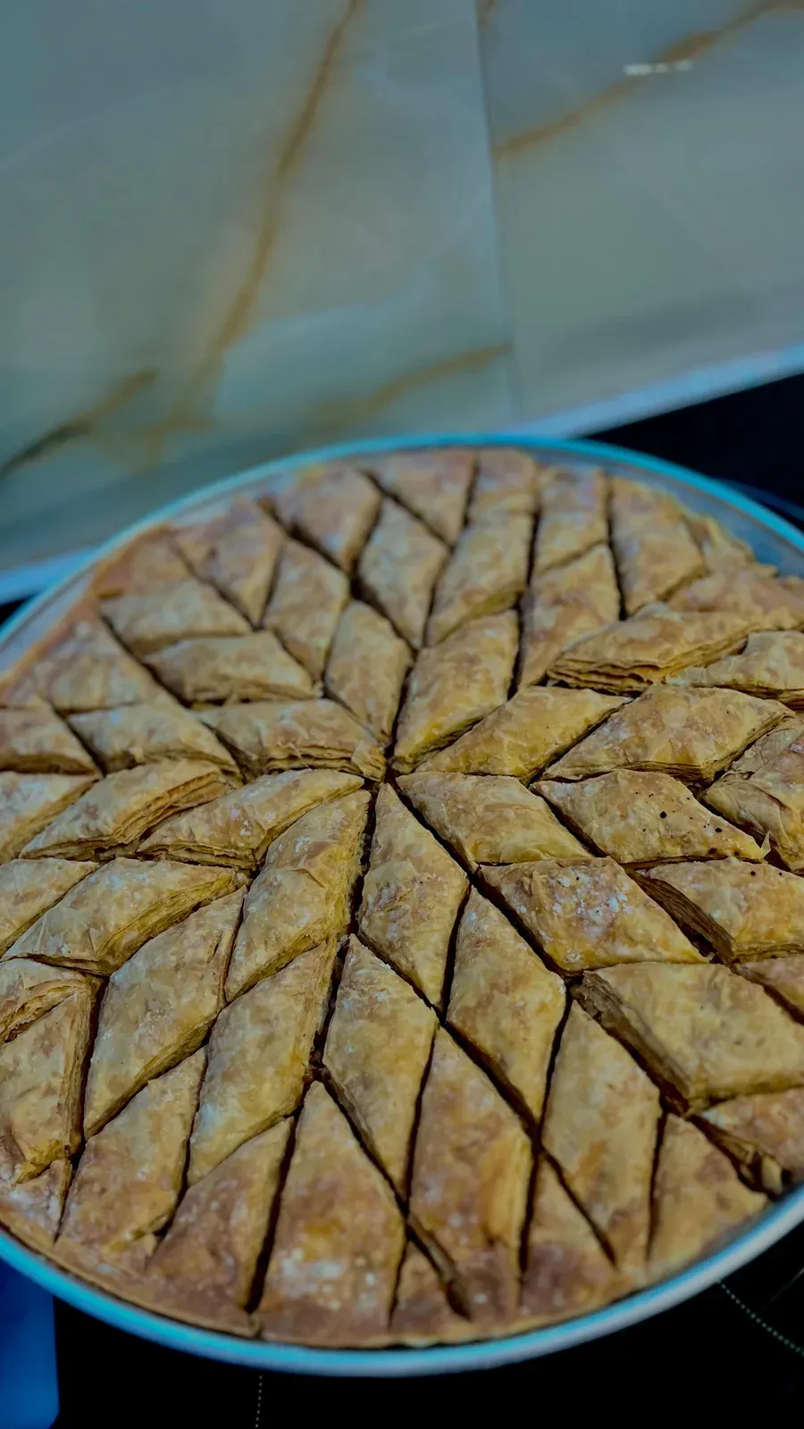Bakllava shtëpie me porosi ,e bërë hap pas hapi, me dorë Gjalp i pastër… — Ëmbëlsira