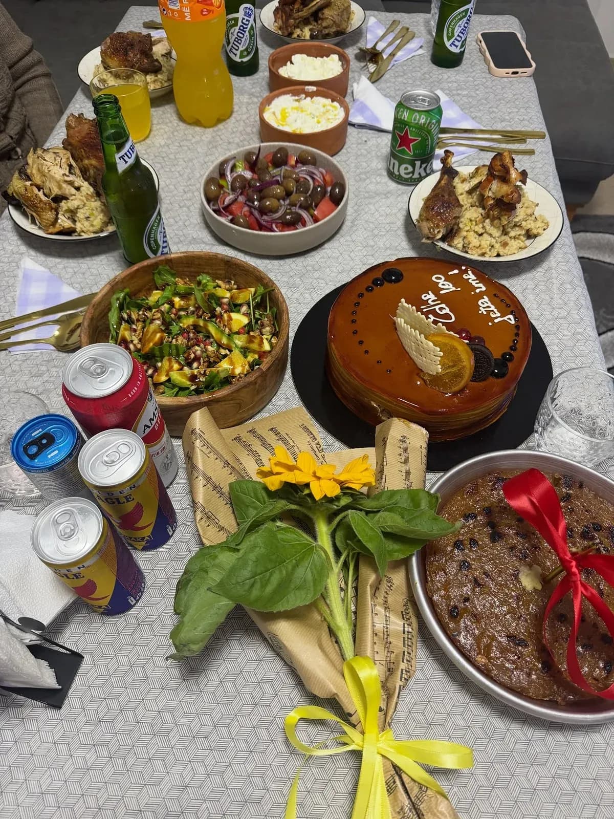 Birthday dinner vibes Beautiful night, lovely food, and the sweetest… — Porosi, pamja 4
